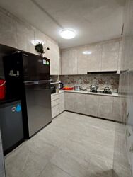 Blk 216 Jurong East Street 21 (Jurong East), HDB Executive #632492161